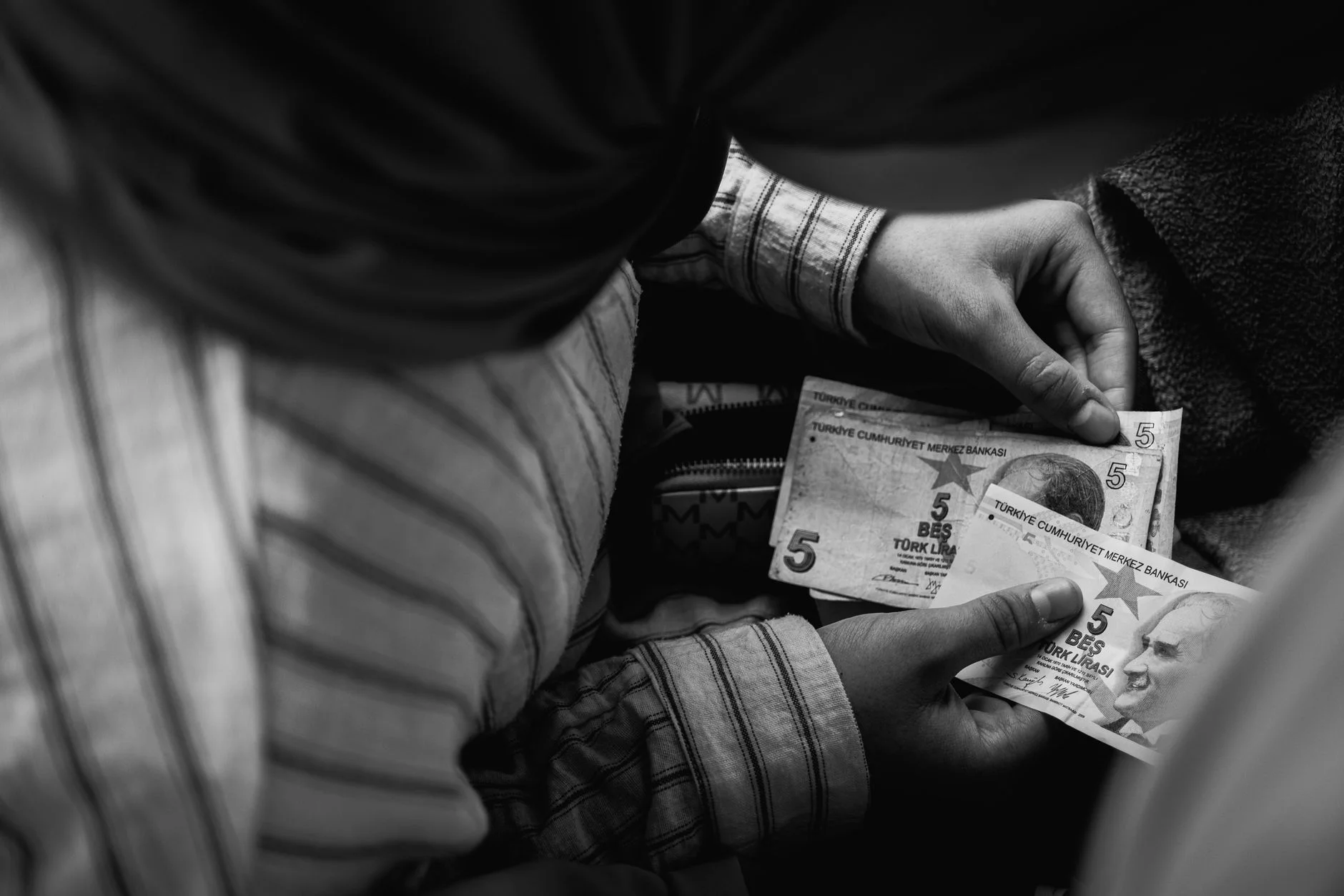 2026 Yılında Dolar/TL Kuru Ne Kadar Oldu? Ekonomik Dinamikler ve Gelecek Etkileri